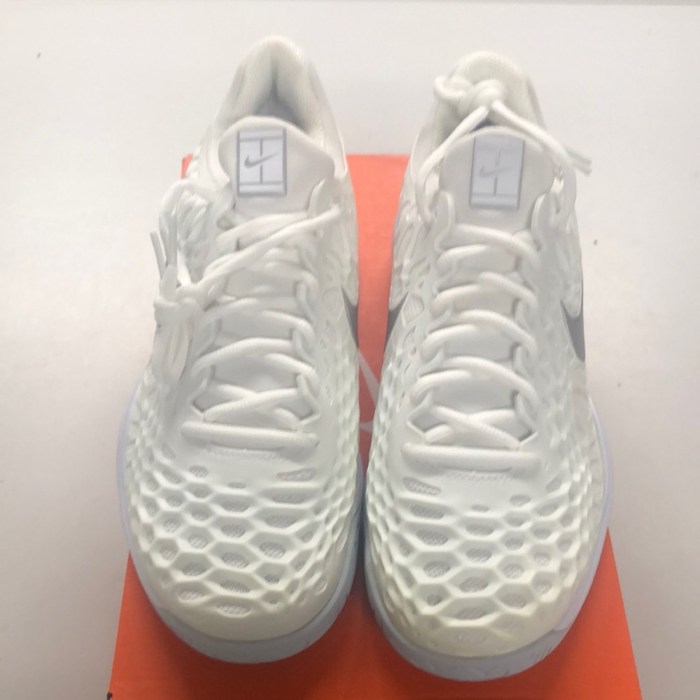 Nike Air Zoom Cage 3 HC Women’s size 10 White/Silver New